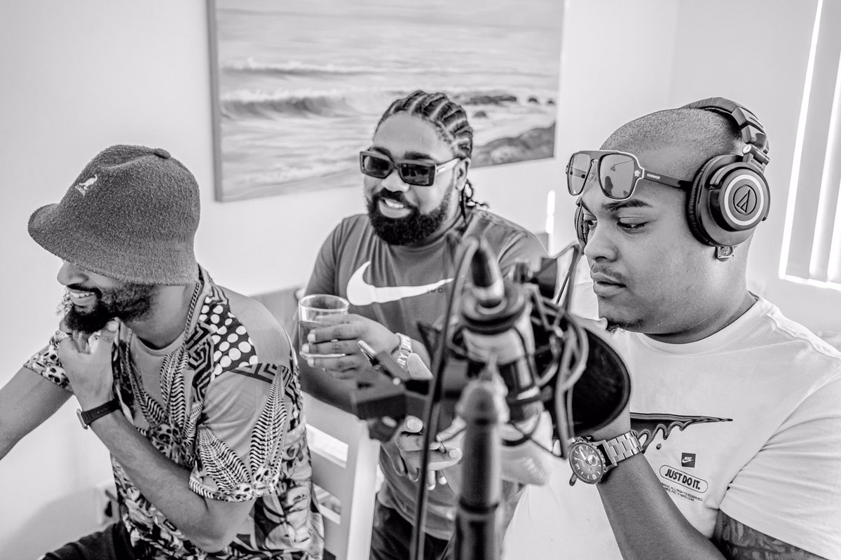 illRowSA's tweet photo. New music loadingβ¦
#Kaapstad #Vredenberg #Weskus ππ΄ https://t.co/LSIcqJvkEG