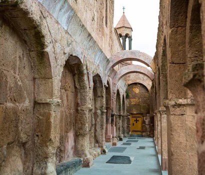 godebedcanyon's tweet photo. 🌿The village derives its name from the Armenian word “to ordain,” “otsel.” According to Christian tradition, in the 1st century Thomas the Apostle, one of the twelve apostles of Christ, had priests ordained here, thus the name of the village.
https://t.co/hZEPo6d7O6
#Armenia https://t.co/RW4VYNtNtw