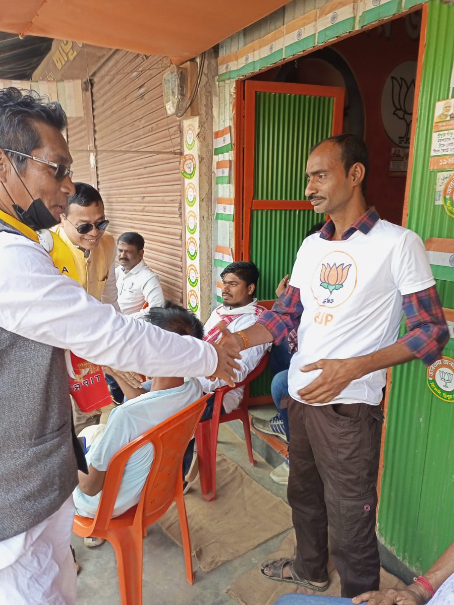 mangal_devbarma's tweet photo. Charilam Constituency Door To Door Rally
Candidate Bg. Subodh Debbarma (Khatung)
#TIPRAisComing
#VoteForTIPRA
#BubagraLongLive
#OneLastFightForGreaterTipraLand https://t.co/pKZ77smjpc