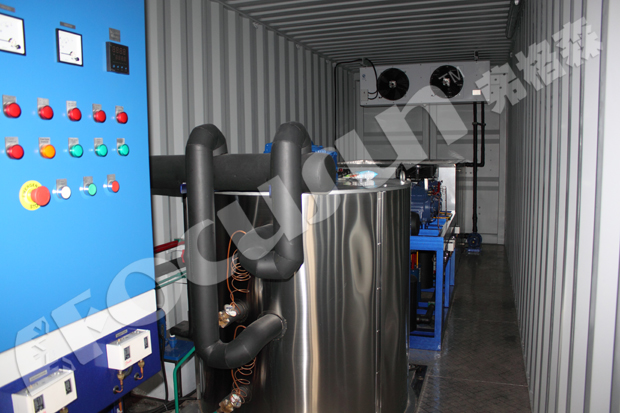 chinaicemachine's tweet image. Types of #Focusun #flakeicemachine: Fresh water flake ice machine, Marine seawater flake ice machine and Land seawater flake ice machine.
The #flakeicemaker can be designed as containerized type.