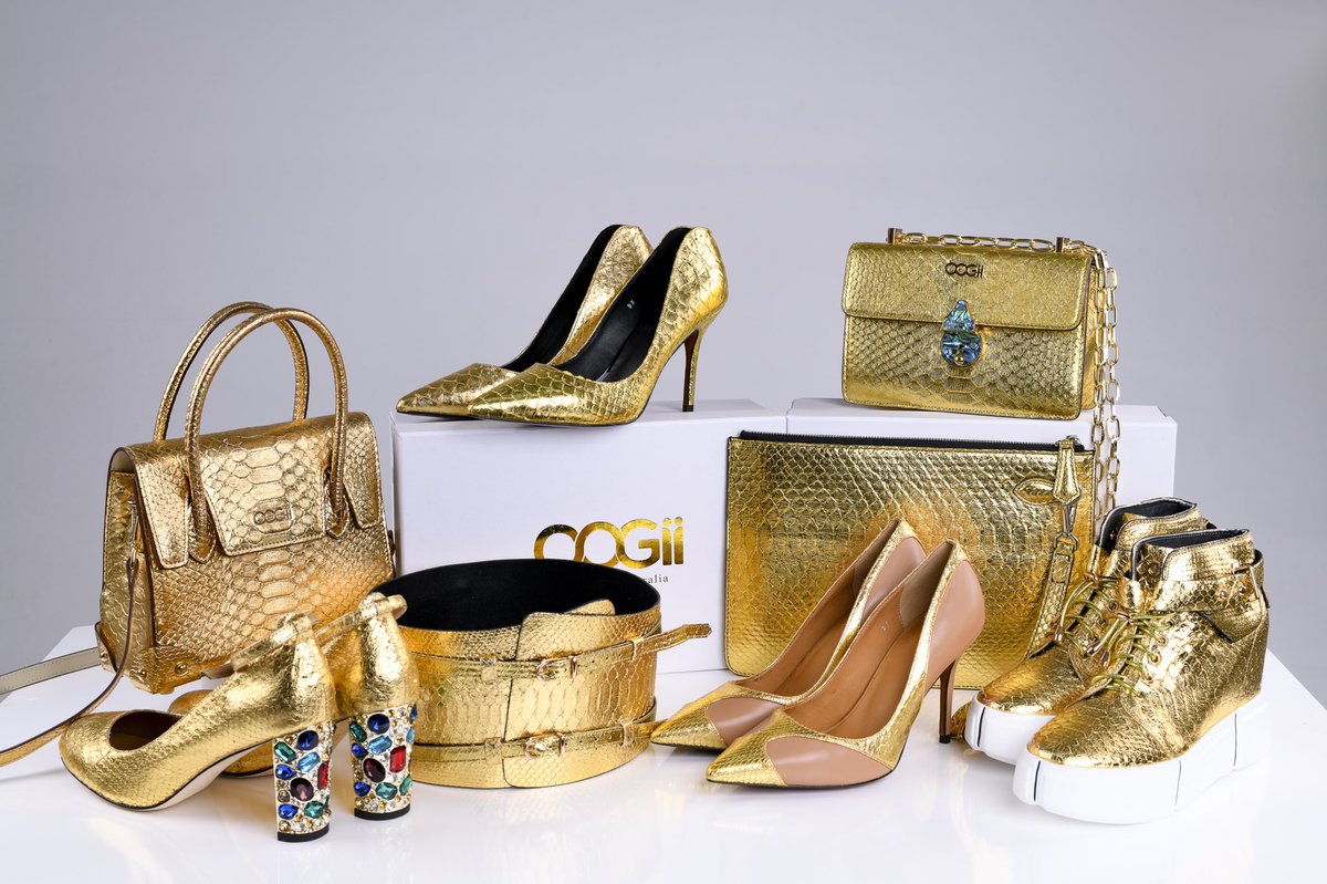 OOGIIHEELS's tweet photo. Хийж буй ажлаараа бахархах мэдрэмж… Бага багаар урагшилсаар… 

#Оогий #OOGII #Оогийхийлс #Oogiiheels #handmadeheels https://t.co/KFo0dpWsIo