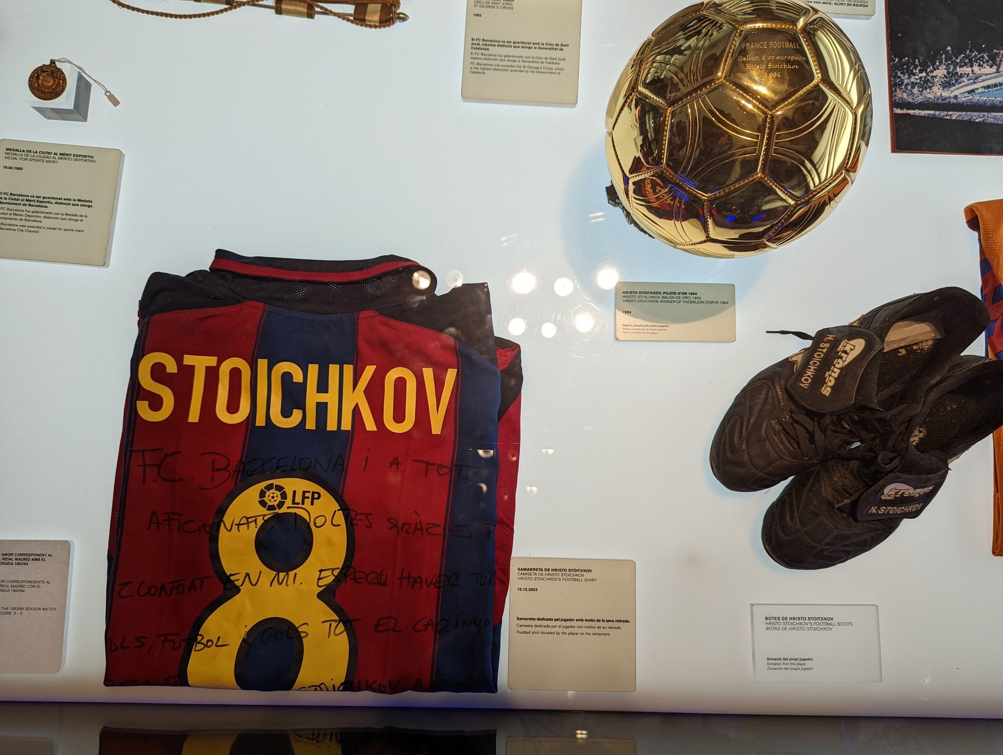 Happy Birthday Hristo Stoichkov. Saw his Ballon d\Or on display at the Camp Nou museum. The first Ballon d\Or I saw. 