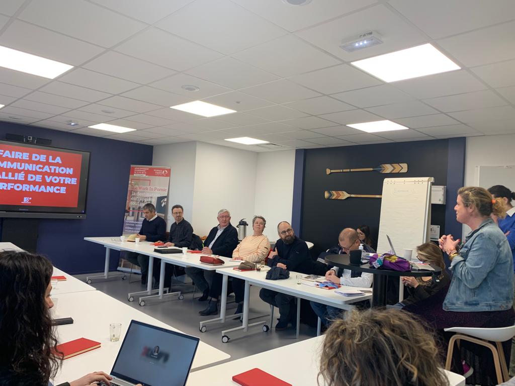 Salle comble pour la matinale <a href="/CREassociation/">coeur de retz entrep</a>  #Communication Stratégique" animée par Nina GESLOT  <a href="/Mediapilote/">Mediapilote</a>  et son équipe. "Comment faire de la #communication un allié de sa #performance" <a href="/CREassociation/">coeur de retz entrep</a> est un réseau soutenue par <a href="/CCINantes/">CCI Nantes St Nazaire</a> <a href="/FarrouetPRO/">Fabienne ARROUET PRO</a>