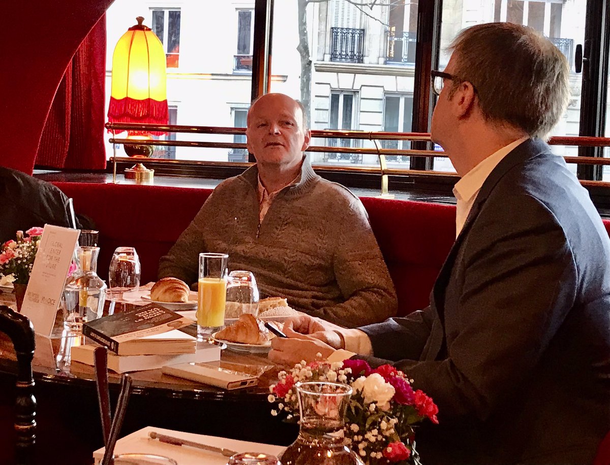 Dans le cadre du Global Center for the Future, échanges nourris avec Luc Julia, spécialiste mondialement reconnu de l’IA et de l’innovation technologique, autour de son dernier livre : "On va droit dans le mur ?", cri d’alarme en faveur d’un usage vertueux de la technologie.