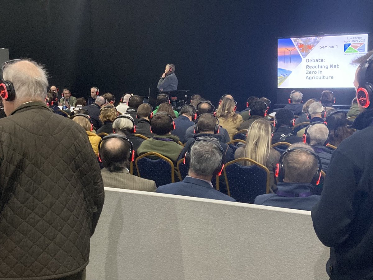 Fascinating start to the day at the <a href="/energynowuk/">Energy Now</a> Expo. The headphones are a must for conferences going forward
#sustainablefarming #biodiversity #lowcarbon #silentdisco