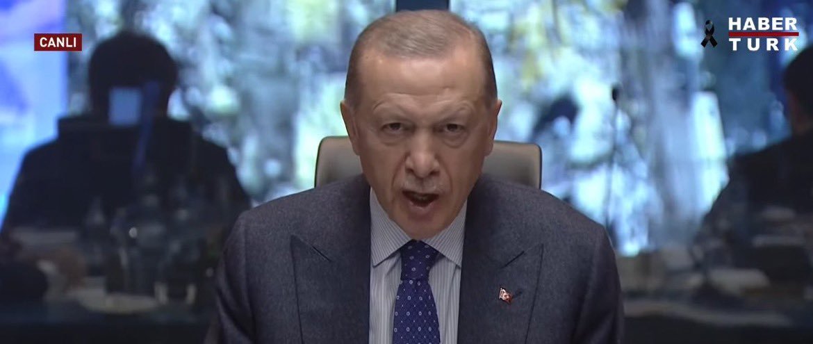 Twitter and Facebook are down in Turkey because this man is afraid and there is nothing he won't do not to lose.
