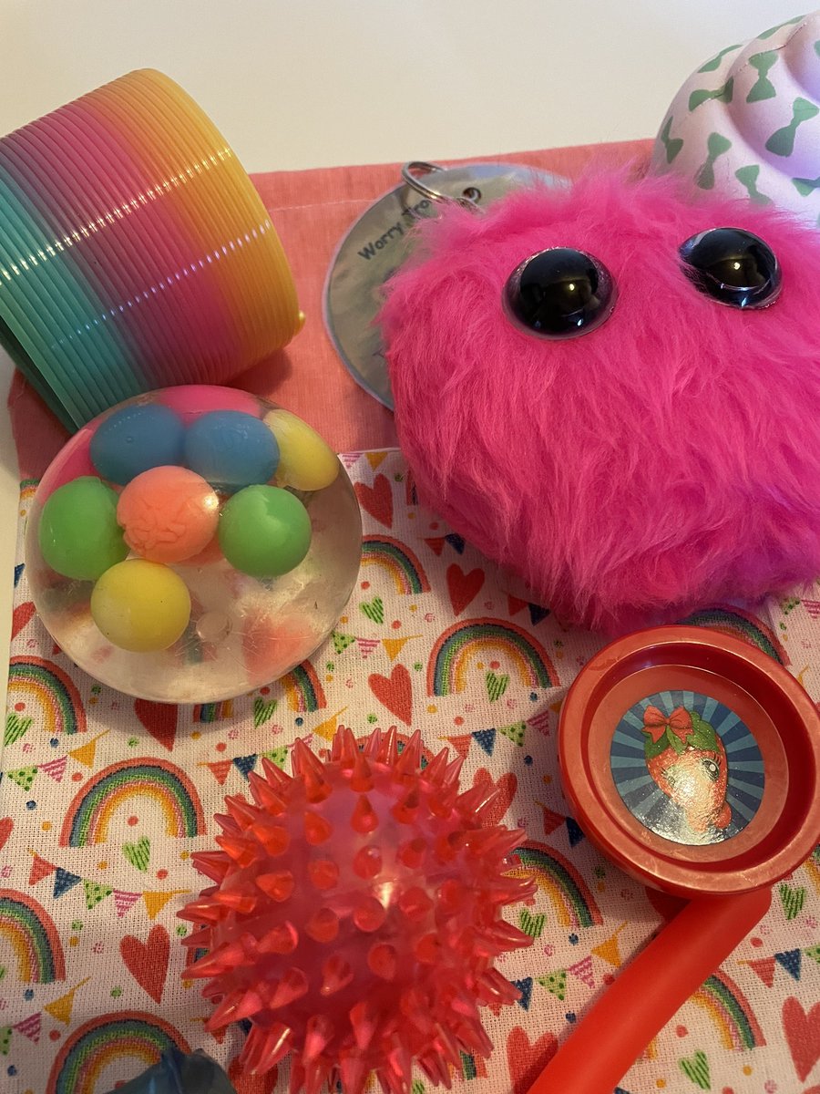 sensorytreasur's tweet photo. โThank you, she loves all of this pack. The bag is great for taking it to school & out and about.โ
#feedback #happycustomer #Autism #ADHD #fidgettools https://t.co/wLayDJgWi5