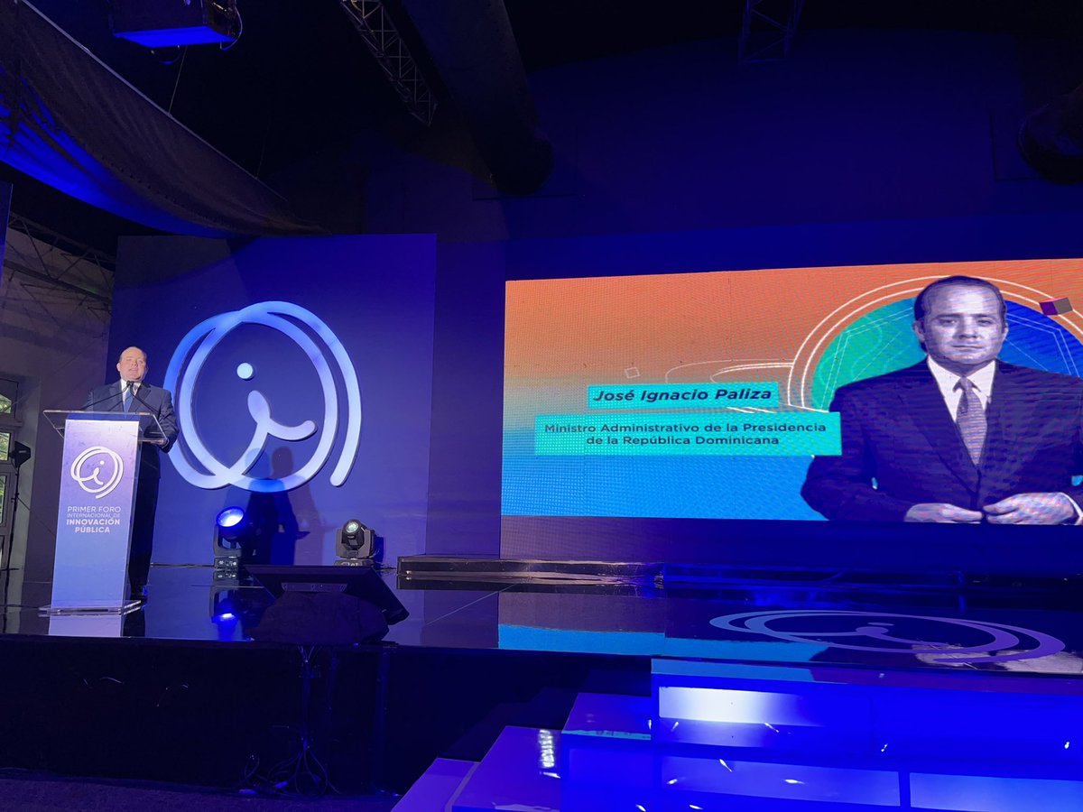 romanyosif's tweet photo. 🇩🇴Comenzó el 1er Foro de Internacional de Innovación Pública con colegas, amigos y autoridades de la República Dominica y toda la región.
Como dijo el Ministro @JosePaliza este proceso transformador del Estado ya no es una opción, es una necesidad🙌
👨🏻‍💻👩🏻‍💻https://t.co/SmvjASZaLb https://t.co/EFYlUCO6G0
