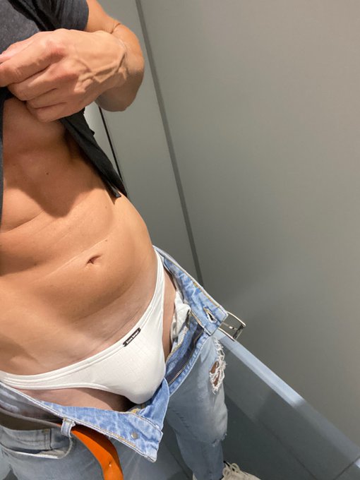 I'm ready for traveling https://t.co/HCnDxjKYyq