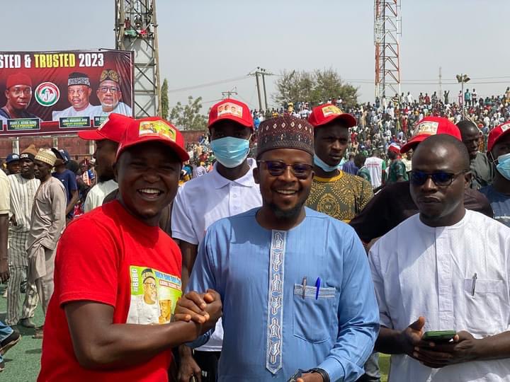 DesmondTobeOris's tweet photo. Now you know why we are called one of the biggest and well structured PDP support group in the whole of Nigeria. Our Team in Bauchi stole the show at yesterday’s presidential campaign rally.
#RedCapMovement #RescueNigeria #AtikuOkowa2023. https://t.co/Tmp3xaMULS