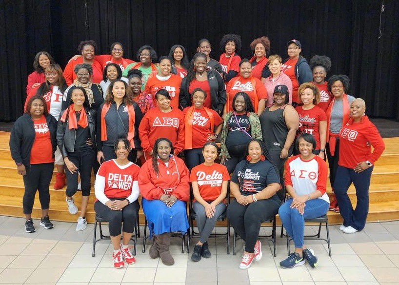 BAHADeltas's tweet photo. #GoRedForWomen #BAHADST #ZFusion: Over 90 in attendance for another informative wellness event featuring heart-pumping Zumba,resistance band training & a meditation session. Special thanks to all our participants & vendors who attended! Happy to donate $500 to @American_Heart! https://t.co/EWeNr4iGBw