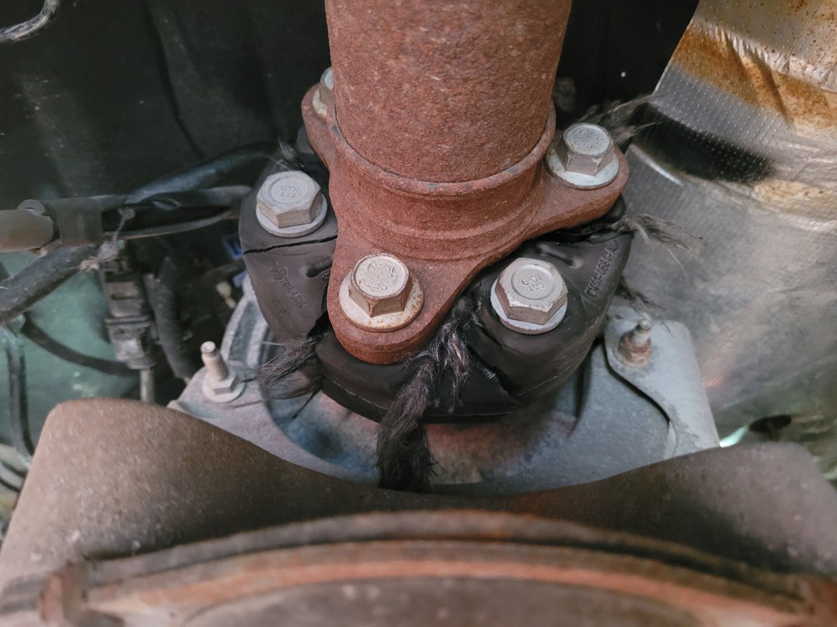 grangertires's tweet image. Driveshaft dampener coming apart and damage if this is not caught in-time. #driveshaft #dampener #brakelines #ujoints