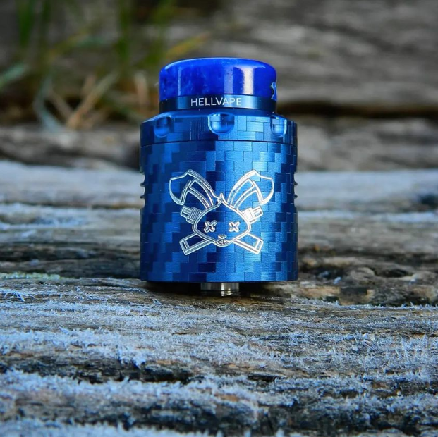 needles_x's tweet image. 👋🏻 Dead Rabbit 3 RDA Fibre de carbone by @hellvapesales  🔥
.
#deadrabbit3rdacarbon #deadrabbit3rda #hellvapefrance #hellvapefamily #hellvapedeadrabbitv3rda #deadrabbit3rda #vapephotography #hellvape #instantvape #vapebest #frenchvaper #normandyvape #vapecommunity #manixbcg