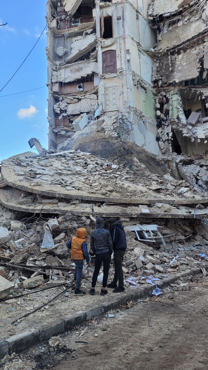 medairuk's tweet photo. Our staff have visited some of the most affected areas in Aleppo, Syria, assessing humanitarian need. Many buildings are still expected to collapse - people are afraid to stay inside despite the cold weather. #TurkeySyriaEarthquake https://t.co/J9VNDw95Bu