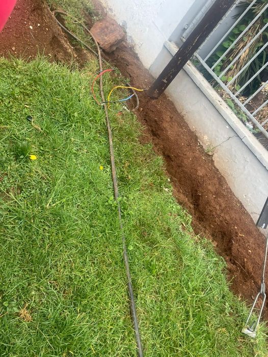 _ArriveAlive's tweet image. City of Ekurhuleni clamping down on illegal electricity and water connections ow.ly/oLJQ50MN9rz #ArriveAlive #PayYourPart @City_Ekurhuleni