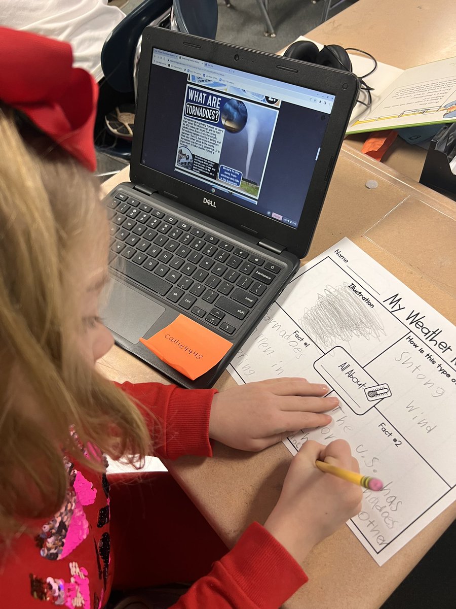 Mrs_Wood_LR's tweet photo. Extending our research project writing with Epic, Kiddle and Google Classroom! All are helping our class further study types of weather that we read in our HMH series this week. Using what I learned at @fetc to get more out of Chromebooks with littles!#JCSTechLeads https://t.co/rE4ffJCmdk