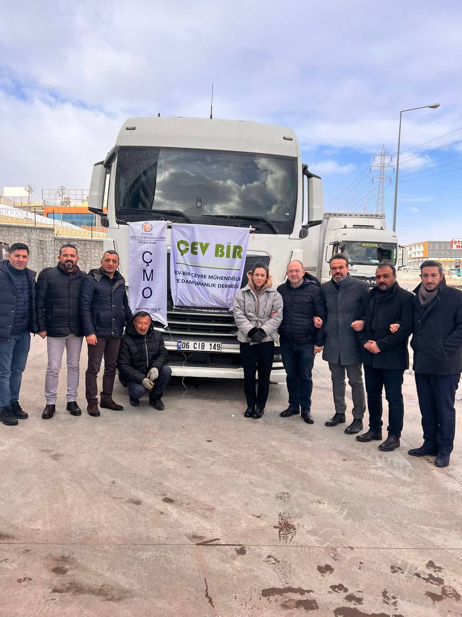 cev_bir's tweet photo. ÇEVBİR ve @cmoankara olarak ulaştırılan yardımlarla ilk tırımız, Kahta Kaymakamlığı ve Ankara Valiliği onayı ile Adıyaman Kahta’ya doğru yol çıktı. https://t.co/TkNy11CQRF