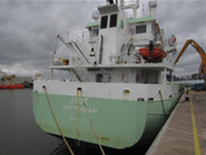 3,300mt of #OSR from United Oilseeds growers in Scotland are being loaded onto the MV Jade at Montrose port today <a href="/AJHMilne/">Andrew Milne</a> <a href="/McGregorFarms/">McGregor Farms</a> <a href="/saos_agri_coops/">SAOS - #workingtogether, what can we do for you?</a> <a href="/BeckiiGibbs/">Beckii Gibbs</a> <a href="/owencuos/">Owen Cligg</a> <a href="/pennock66/">Ray</a> <a href="/Tula205/">James  Hood</a> <a href="/holly_gourley/">Holly Gourley</a> <a href="/BeckyBeesley1/">Becky Beesley</a>     @scouseman1978 <a href="/BeckyCrocombe/">Becky Crocombe</a> @jbjfarm
