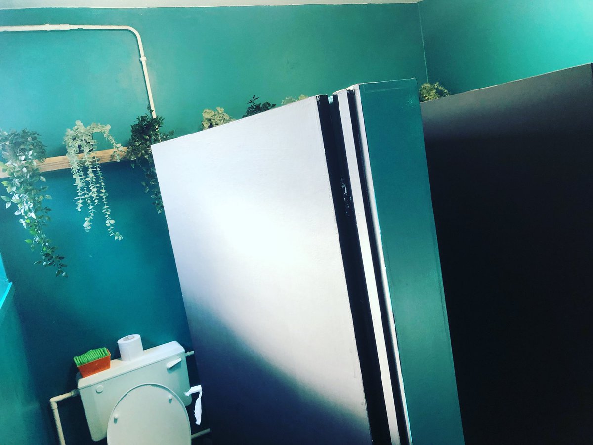 Sh#t happens but after being closed last week the taproom and Pizzalogica are BACK OPEN from 3pm today with newly decorated women’s loos (does life get any better than this?!?) plus beer, people, food and music!!!!