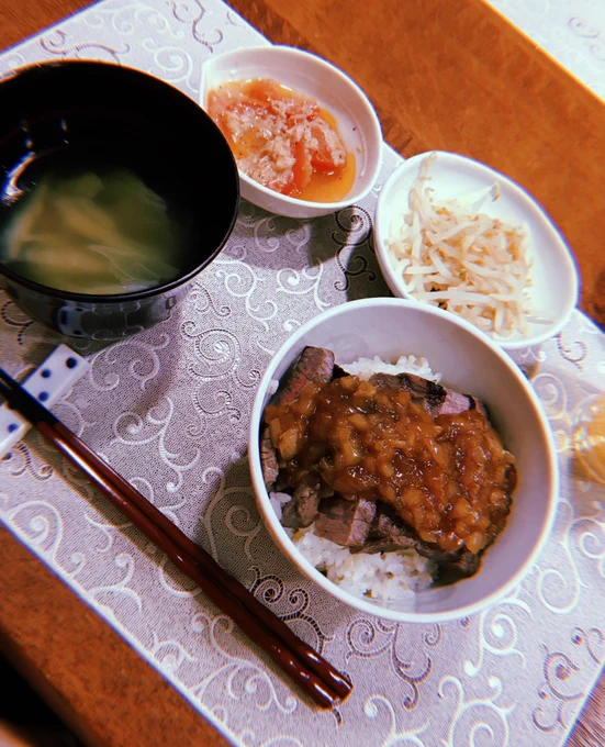 料理(レシピが簡単なもの)を始めてみたんですが、良い息抜きになってとても楽しい、何よりも食べられるというのが良い 