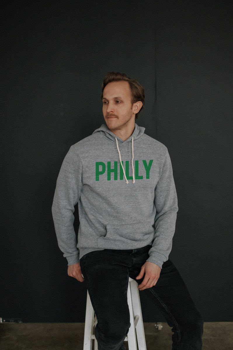 wifphilly's tweet photo. No game day gear? No problem. Head to one of our local Philly @dsw_us x Where I'm From stores to grab your new apparel for the weekend! 💚 #Philly #SuperSunday

Shop online: https://t.co/zq8HIoF21H https://t.co/IIjw0ZGIvj