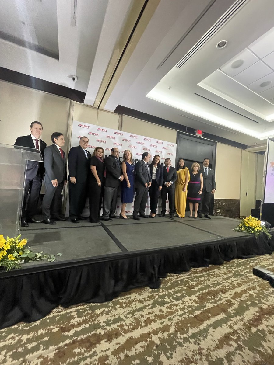 #MinutoAMinuto Juramentada la nueva Junta Directiva de la Asociación Panameña de Exportadores #TPAPEX