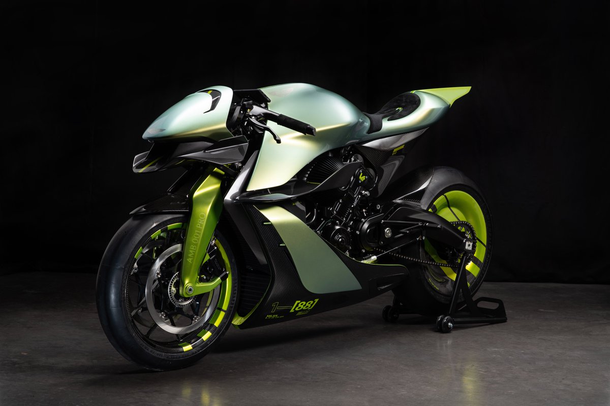 BSMotorcycles's tweet photo. #AMB001Pro is the result of a new collaboration between Brough Superior Motorcycles and the prestigious car manufacturer @astonmartin.
 
A sharp blade bike unveiled at the last Milan show, which pushes the limits of design and performance. 
#BroughSuperiorMotorcycles #AstonMartin https://t.co/j0FXA49Kz9