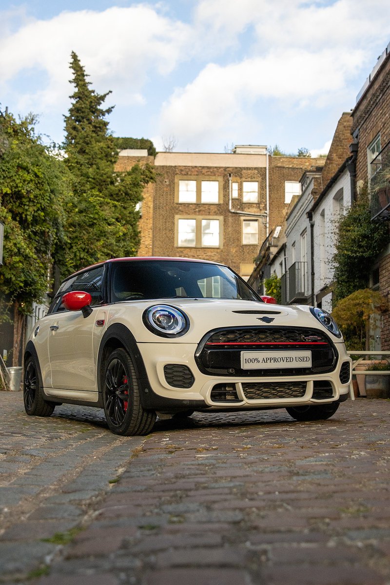 MINI_ParkLane's tweet photo. It takes just over six seconds to discover the awesome power of a John Cooper Works model. Because that's how long it takes the 2.0 litre, 4-cylinder TwinPower Turbo engine to reach 62 mph 🏁💨

#MINI #MINIJCW #JCW #JohnCooperWorks #MINIOwners #MINILondon https://t.co/8jaaFm7bFm