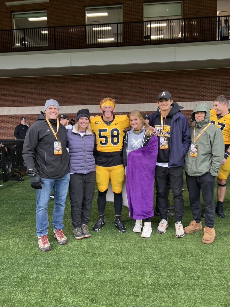 #AGTG truly blessed to receive an offer from Appalachian State University! Becker brothers back? <a href="/ColeBecker45/">Cole Becker</a> <a href="/coachbrector/">Brian Rector</a> <a href="/CoachCopley10/">Michael Copley</a> <a href="/lawrencedawsey/">Lawrence Dawsey</a> @TCunninghamAPP <a href="/NCEC_Recruiting/">NPA</a> <a href="/NatlPlaymkrsAca/">NatlPlaymkersAcademy</a> <a href="/supermax100_/">Super Max 100</a> <a href="/CoachTBarr/">#BESTAVAILABLE</a> <a href="/FRHS_Football/">Father Ryan Football</a>