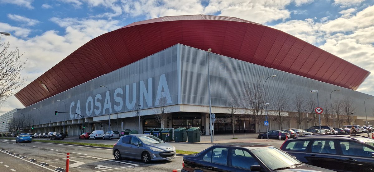 DerHermann77's tweet photo. Stadion Osasuna #pamplona https://t.co/rIHHhQWzlX