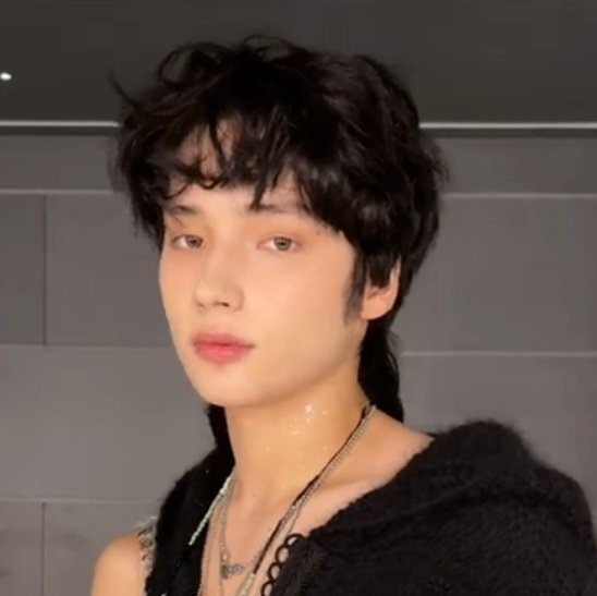 reese chapter on Twitter "the way i thought it has the baby face filter on tiktok but NO?????"