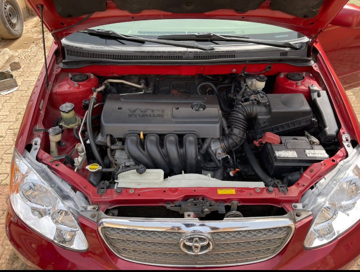 Sammyboy5717's tweet photo. Just in: For client looking for direct Belgium with Slim budget. I present to u 3 months used 2005 Toyota corolla LE in mint condition absolutely nothing to fix buy and drive going for just 3.3m. Client can come with mech from japan 😂
Location: Abuja
Call 09031684384 https://t.co/O3zzSnSNlw