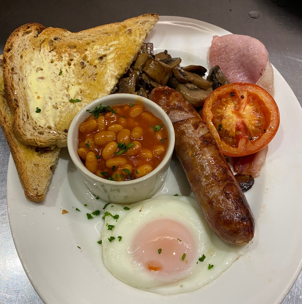 OrchardViewFarm's tweet photo. A hearty breakfast is the best way to set you up for the day! 😋 what's your favourite thing to have for breakfast? 🤔 https://t.co/uz3AZDDgdA