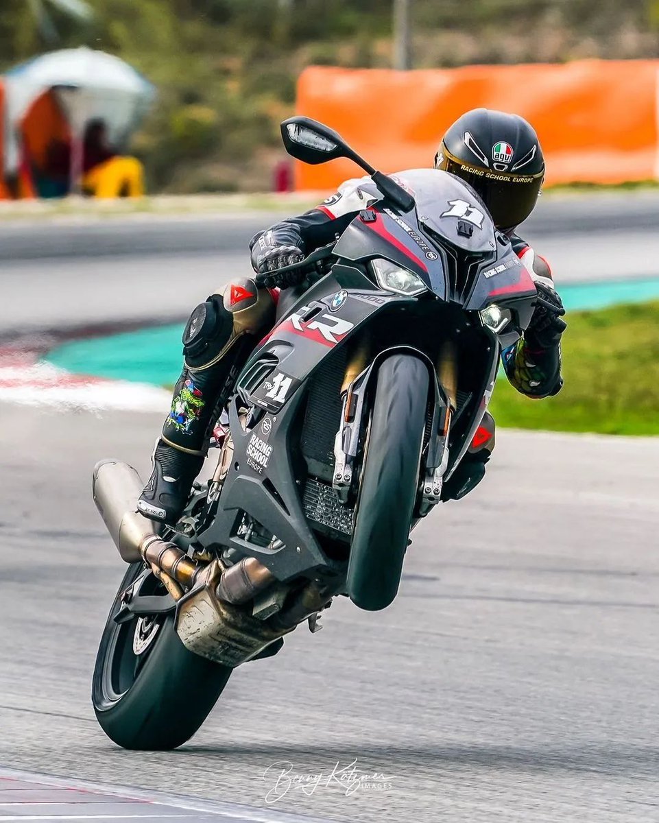 TroyCorser11's tweet image. It’s #Wheeliewednesday!  

Come and do a school with me and @RacingSchoolEu 
Details below: racing-school-europe.com

#RR #agvrider #Dainese #BMWMotorrad 

Pic by: @PHOTO_BK_COM
