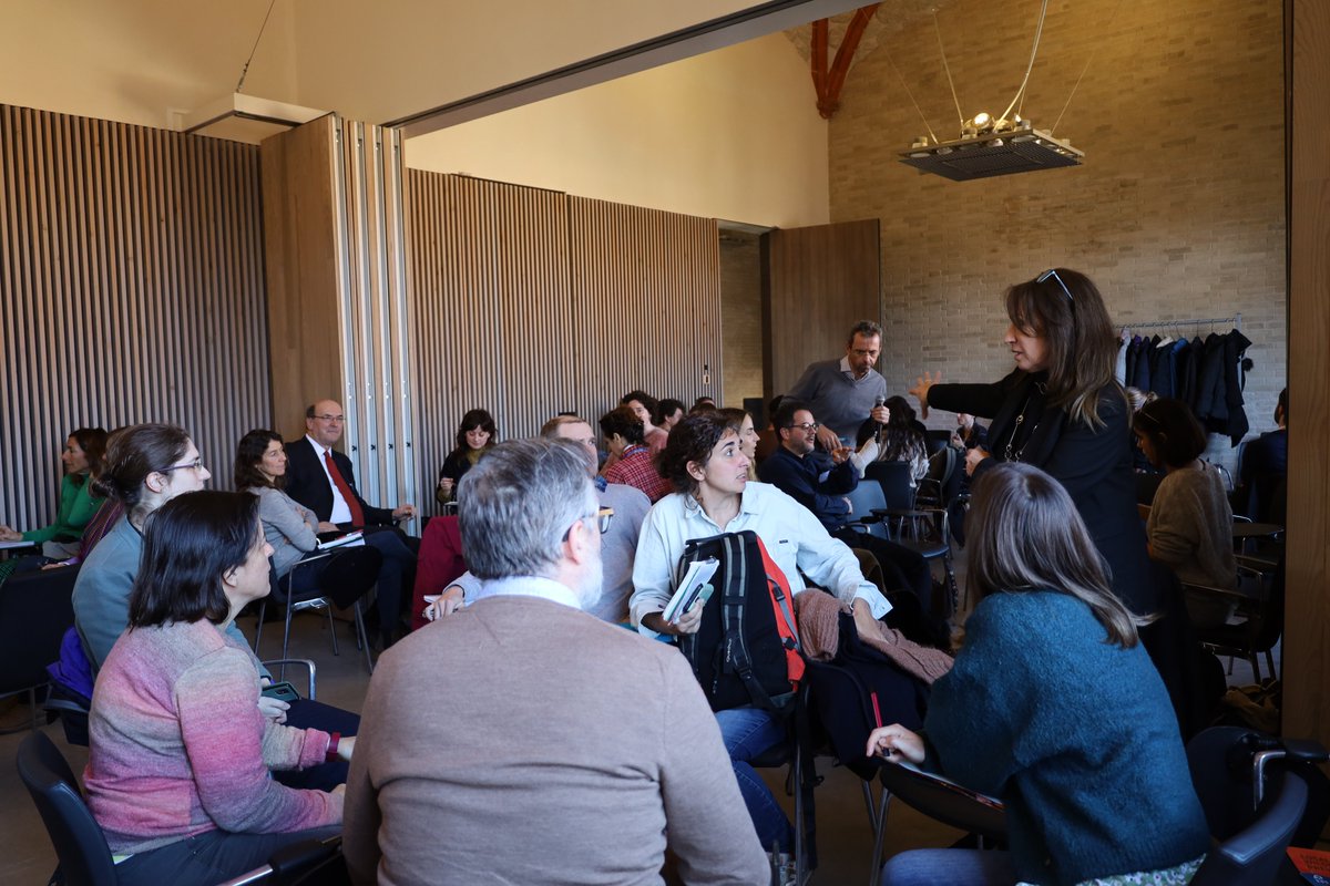 FORESTEUROPE's tweet photo. @nurissi @agriculturacat Now it's time for an interactive group exchange. We organized different groups with mixed stakeholders to find barriers, challenges, synergies and solutions regarding #wildfire risk prevention. There is a special focus on the Mediterranean & Catalonian approaches and experiences. https://t.co/Lrljhjbqhj