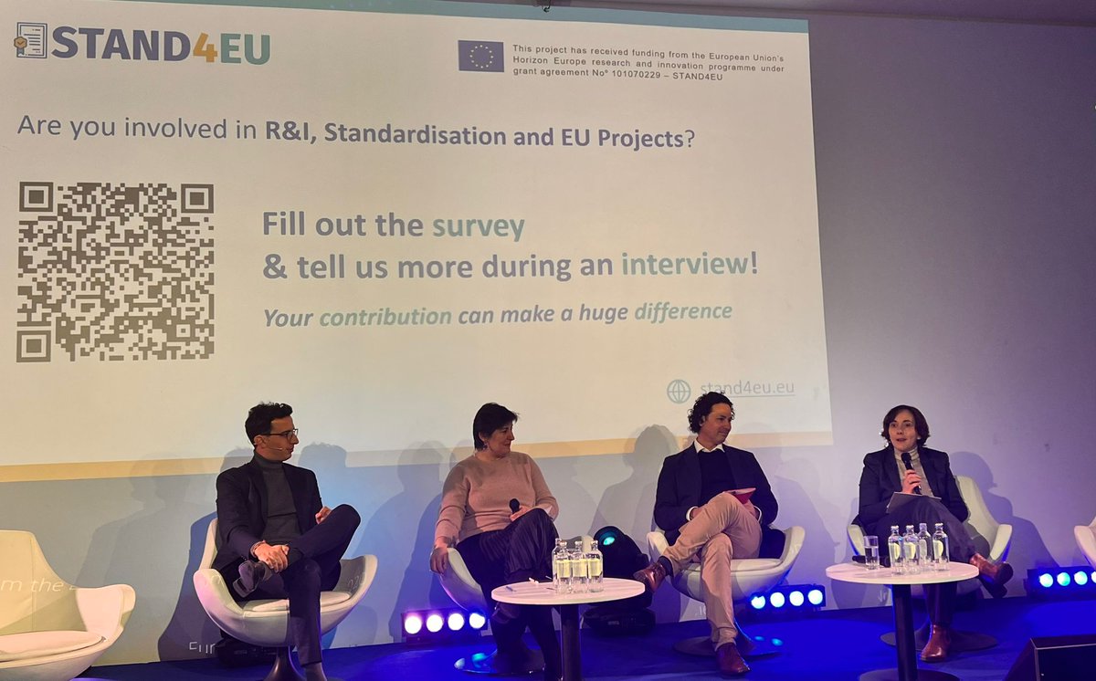 🎯 During the discussion, 👩‍💼Ms <a href="/Andreea_Gulacsi/">Andreea Gulacsi</a> highlighted that the relationship between #standardisation and #innovation is quite new. More communication is needed between the EU-funded projects to bridge the gap between standard setters, #policymakers and innovation actors.