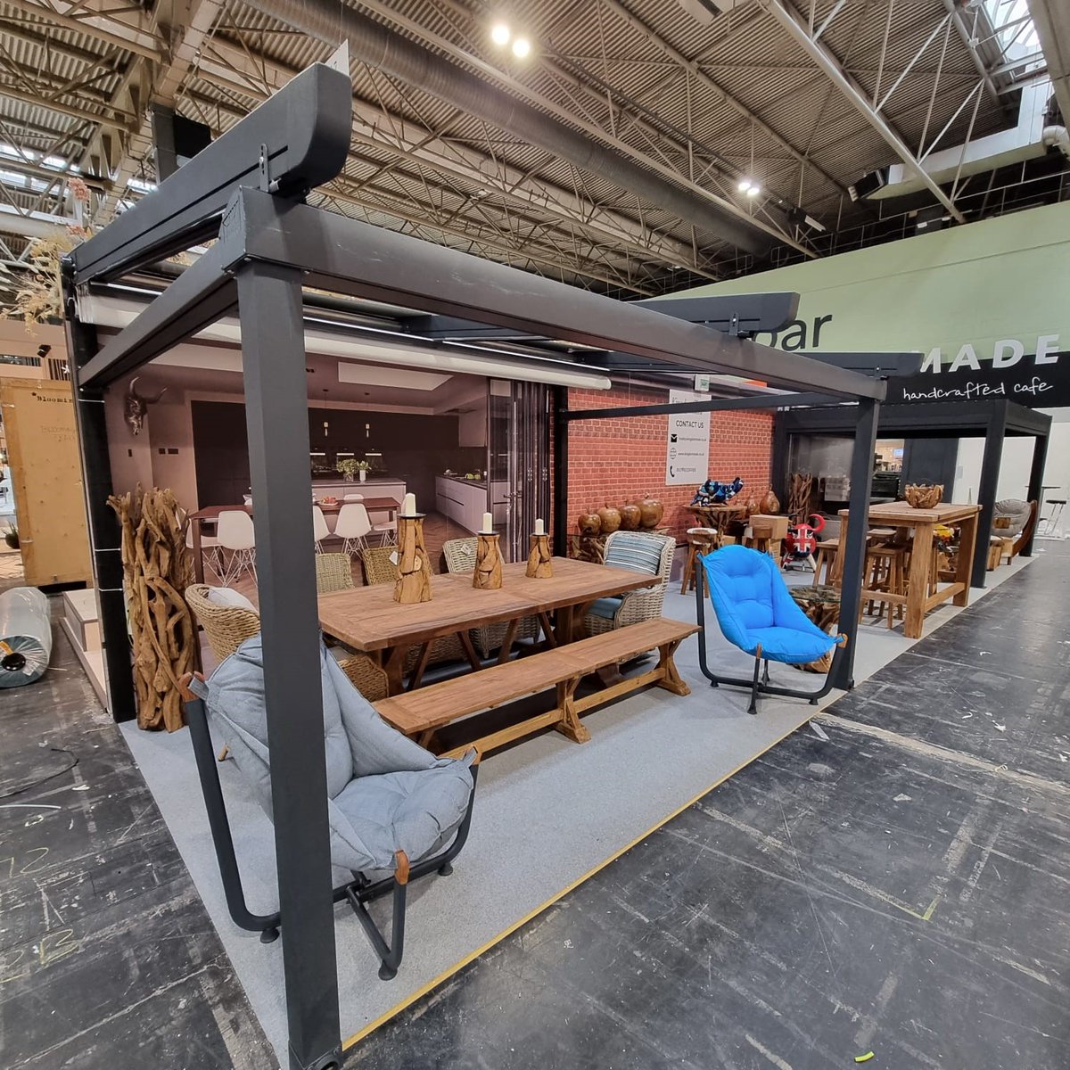gfcuk's tweet image. IT&apos;S THE LAST DAY AT THE SPRING FAIR!

Come and visit us on stand 7E63 to view our fantastic range of products and have a chat with our friendly staff! 

#SpringFair2023 #trade #tradeshow #tradefair #gazebolife #gazebodesign