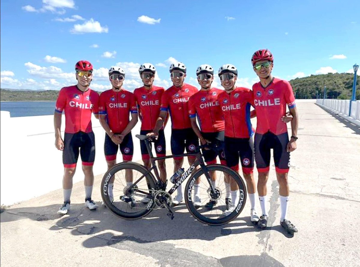 Para los que nos deseen escuchar , hoy miércoles desde las 9:35 am estaremos en <a href="/sonarfm/">Sonar 105.3FM</a> para hablar de Ciclismo y en particular de la gran actuación de nuestra selección y de Martín Vidaurre en Argentina 🇦🇷 . Los esperamos #Selección #vidaurre #ciclismo