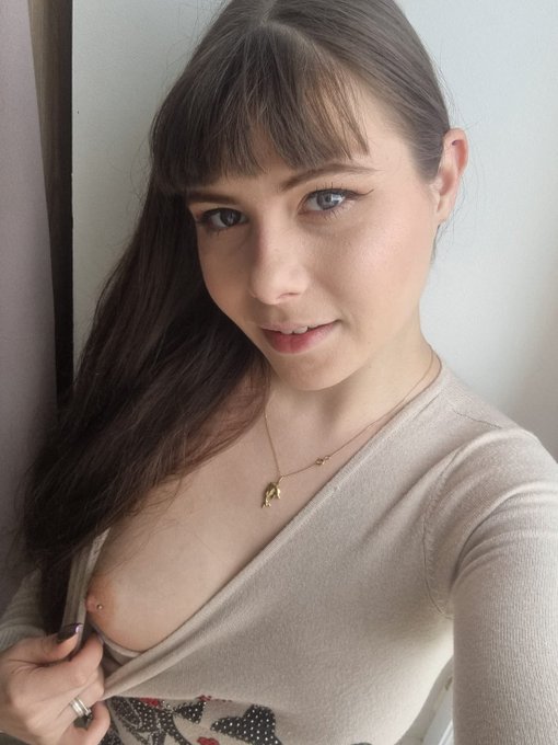 Bonne journ&eacute;e https://t.co/2S8Sw9RvAa<a href="/tag/mlrgirls"class="tags"><span>#mlrgirls</span></a>