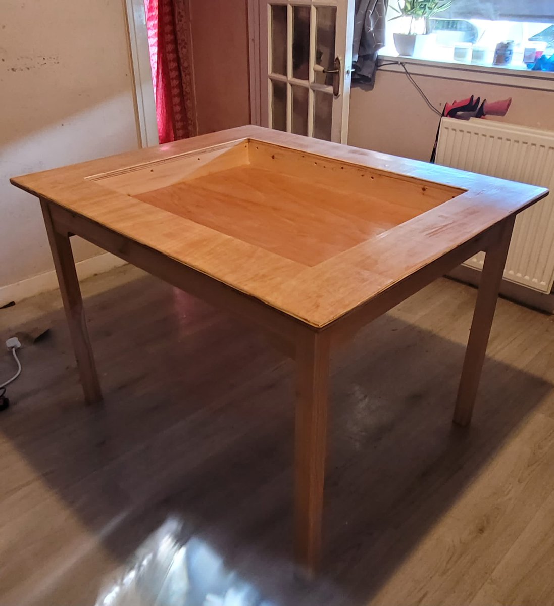 We’re taking applications for our Creative Woodwork course starting this month 🔨

・Tuesdays, 6-8pm
・10 weeks
・£150

Apply now, start now → bit.ly/slc-woodwork

Great work by a recent student who decided to create their own games table 👏

#OurSLC