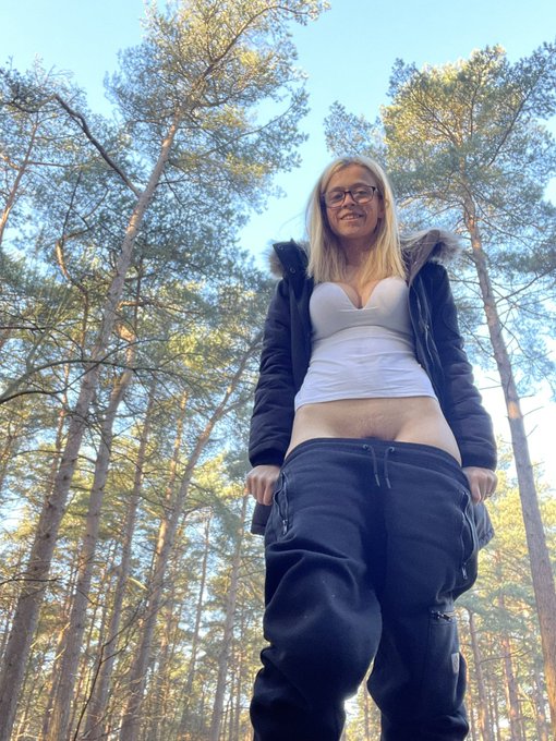 A nice little woodland walk this morning 😜 https://t.co/W4hP8fX7a4 https://t.co/frnGvpL8ib<a href="/tag/linksinbio"class="tags"><span>#linksinbio</span></a><a href="/tag/onlyfans"class="tags"><span>#onlyfans</span></a><a href="/tag/admiremevip"class="tags"><span>#admiremevip</span></a><a href="/tag/fansly"class="tags"><span>#fansly</span></a>