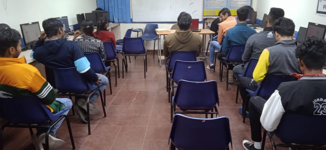 VTCSec11Rohini's tweet photo. Computer program
Batch -4
Date: 7 February 2023
Topic- Balance sheet &amp; profit &amp; loss
tatapowercompany
@tatapower_ddl
@ashimafdn
#computer #students #AdvanceLearning #skills #knowledge #grooming #institute #educationforall #technology #growing #foundation https://t.co/vHoGyyfzjo