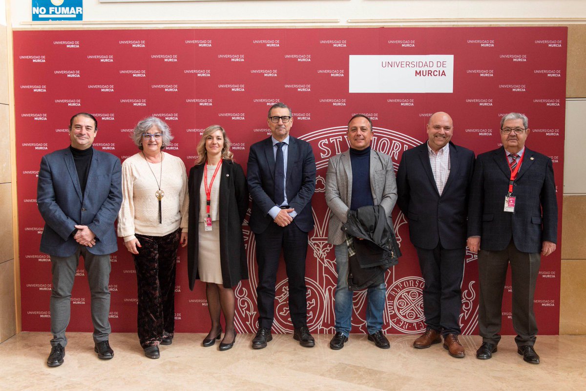 JoseLujanAlcarz's tweet photo. @UABBarcelona, @PigCHAMP_Europa #Cefusa #AcuvetBiotech, @colvetmur, #ACVRM, @fac_mur, @UMU, @research_um, @UMUdivulga https://t.co/LHXIOUmIrH