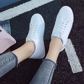 ph_producthub's tweet photo. "Get ready for a comfortable and stylish step! 💃 Sale Alert 🔔 Korean Casual Sneakers for women are on sale now. Grab your pair of white lace-up flats today! 🛍️ #KoreanSneakers #WomenFashion #ComfortableStyle"
Buy it here now ->>> https://t.co/gIPTEtVgY8 https://t.co/SmyKrwEqHR