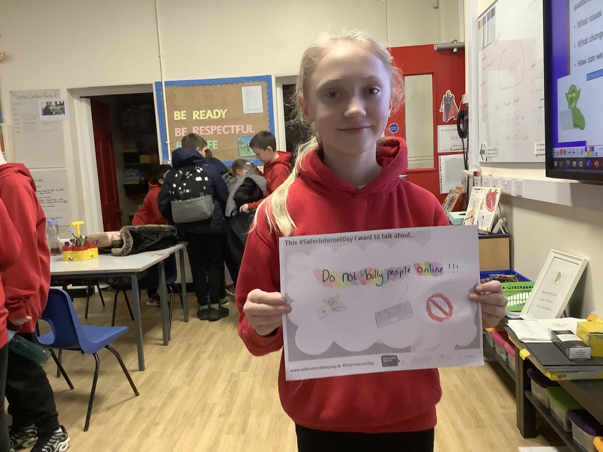 pp_accrington's tweet photo. #class19 have been thinking about life online and highlighted some of the issues they think need talking about more. #SaferInternetDay2023 #onlinesafety https://t.co/8FjFr3q2FW