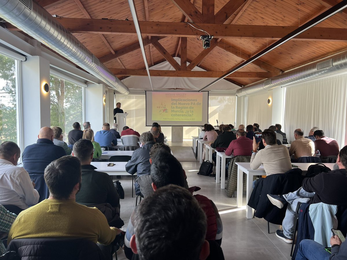 Ahora contamos con Pedro Fernández con la charla “Implicaciones del nuevo PA de la Región de Murcia, ¿dónde está la coherencia?”

📲 ricotevalleyhub.com