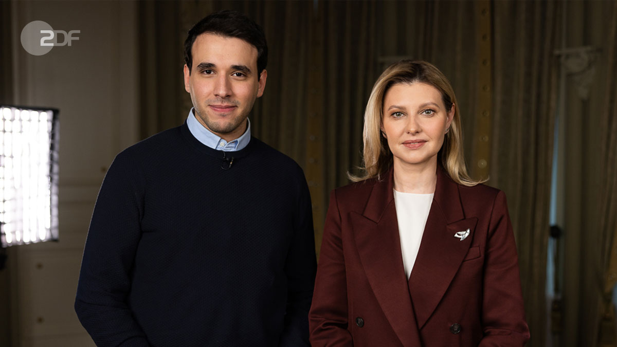 "Wir in der Ukraine wollen alles tun, um zu vermeiden, dass bei uns eine Generation der Kriegskinder heranwächst", sagt Olena #Selenska (<a href="/ZelenskaUA/">Olena Zelenska / Олена Зеленська</a>), die First Lady der Ukraine, im Exklusiv-#Interview mit #ZDF-"logo!"-Moderator  <a href="/rizkallahsherif/">Sherif Rizkallah</a>: kurz.zdf.de/emjQ/