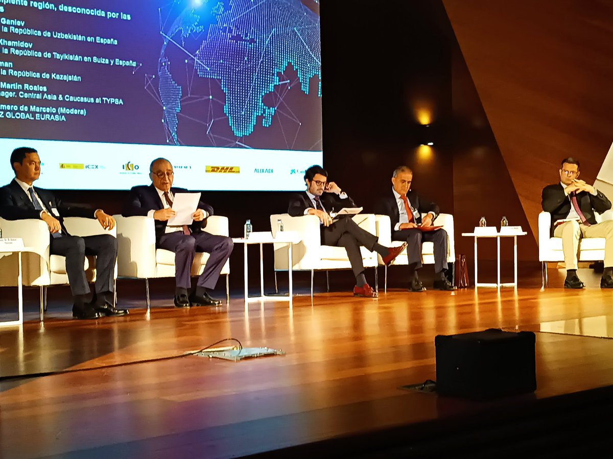 ImpulsoExterior's tweet photo. El embajador de la República de #Uzbekistán ha dicho, durante su intervención en #imexmadrid23, que hay más de 7000 empresas textiles en el país asiático y es un buen sector para invertir. @Inditex y @Mango ya hacen negocios en este país https://t.co/I8jAaQKWPM