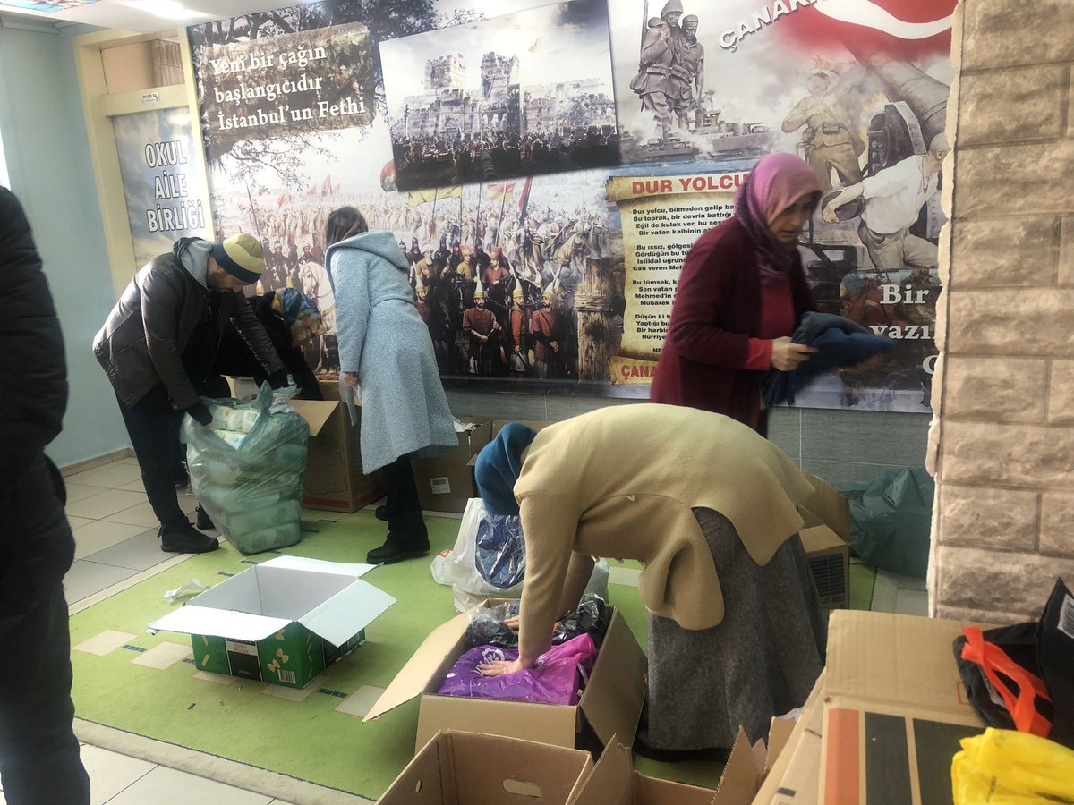 IlkokuluSamet's tweet photo. Değerli velilerimizin yardımlarını kabul etmeye devam ediyoruz. 
@serkangur_bursa @GurhanCokgezer @Osmangazi_MEM https://t.co/YahrZgGOpM