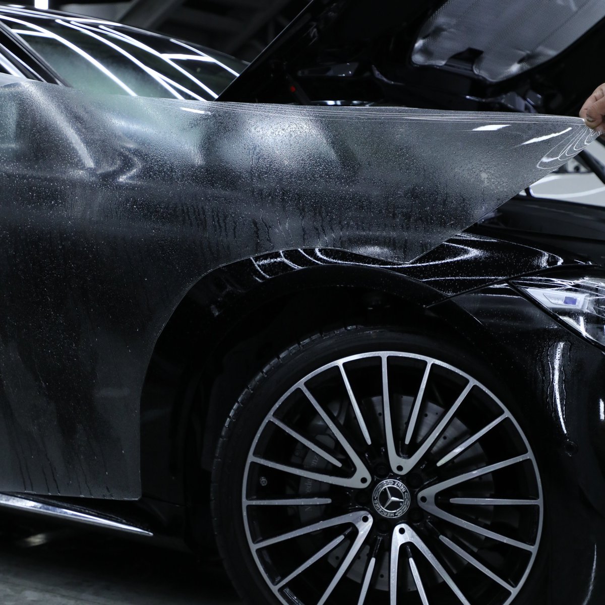 dluxeuae's tweet photo. Mercedes 2023 Protected at Dluxe Car Care Center 🖤
Pre Cut Paint Protection Film with Self Healing 💫
جلاد الحماية الشفاف بخاصية المعاجةً الذاتية، القص الكتروني 💫

For Bookings
📞 056-3570000
📍Dubai - Nad Al Hamar

#mercedesbenz #ppf #dubai #carcare #body #dluxe #luxury https://t.co/hk7113XaXZ